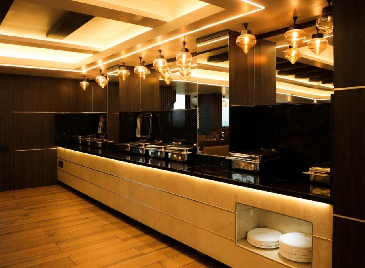 โรงแรมอาคาเดีย กัตตะยัม ภายนอก รูปภาพ